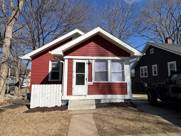 2411 N 60th St, Omaha, NE 68104