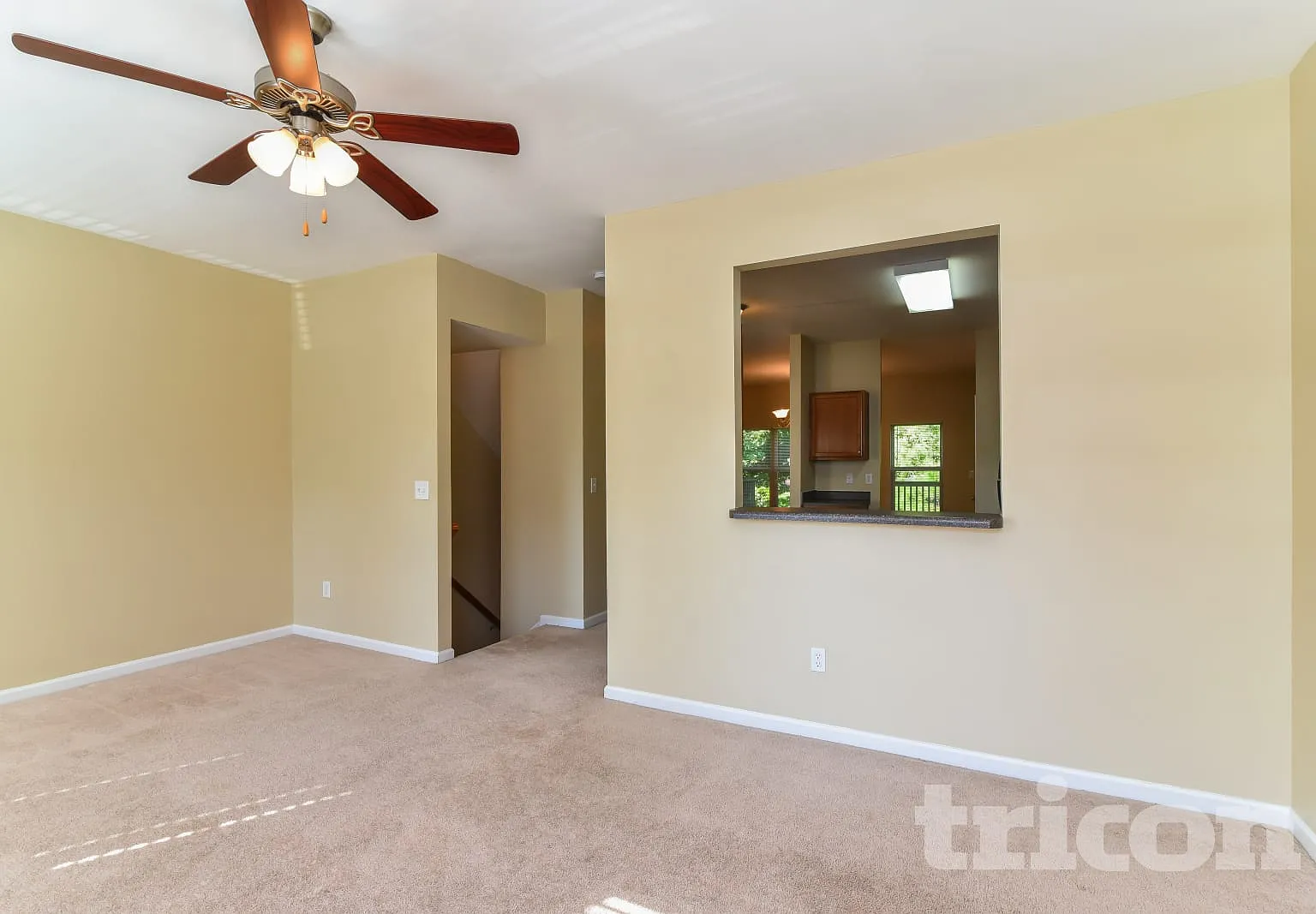 1470 Knights Trail Stone Mountain GA — Photo 2
