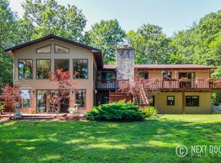 6253 E Division St, Newaygo, MI 49337