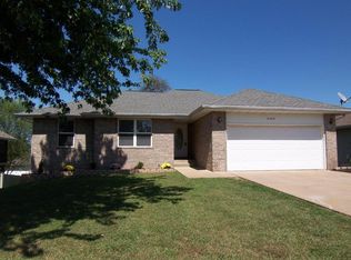 3569 W Dylan Dr, Springfield, MO 65807