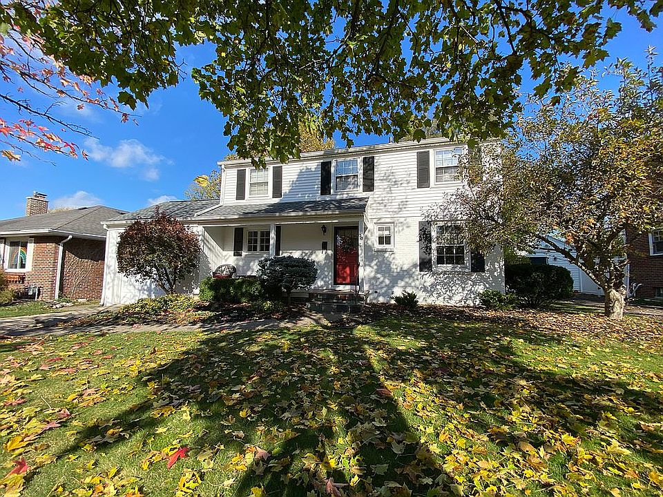 1st image of 30 Bondcroft Dr