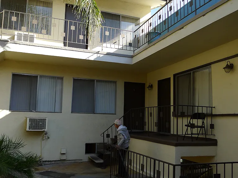 8740 Topanga Canyon Blvd #6 — Photo 30