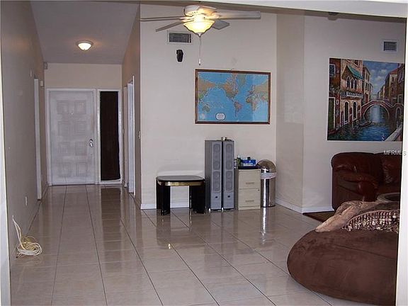 3rd image of 3272 Fox Lake Dr