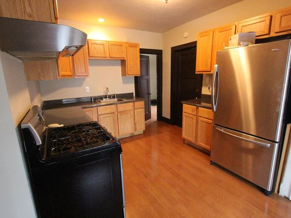 2100-02 S 81st St #2100