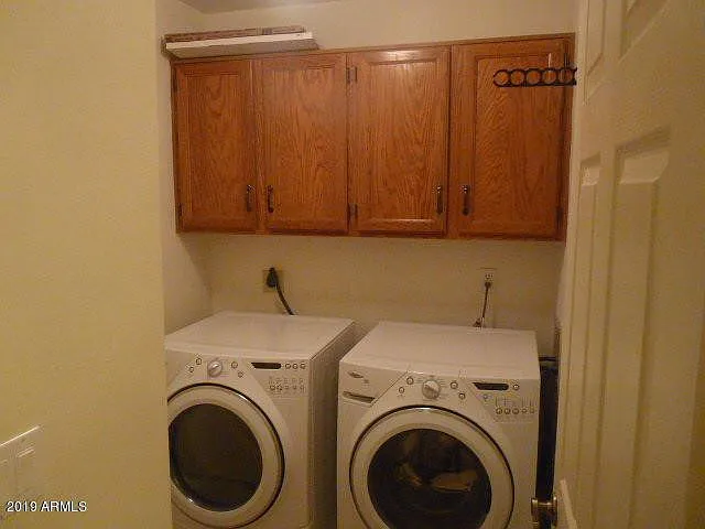 1631 N El Camino Dr — Photo 13