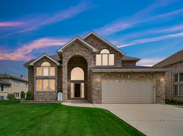 9131 Delphia Ave, Des Plaines, IL 60016