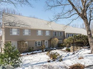 11 Oak Ridge Dr UNIT 6, Maynard, MA 01754