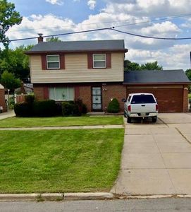 9230 Monroe Blvd, Taylor, MI, 48180