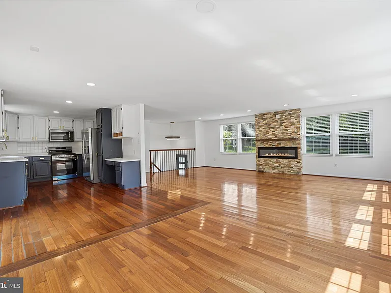 15304 Good Hope Rd — Photo 6