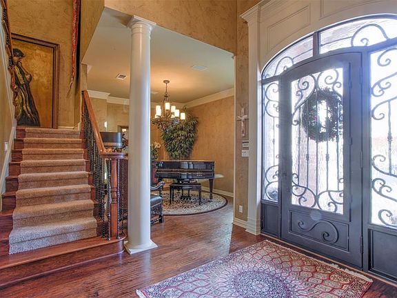 5th image of 2624 Torrey Pines Dr
