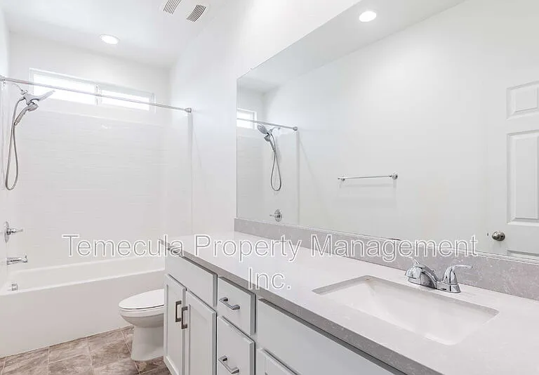 34065 Helenium St — Photo 14