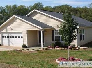 874 Louie Ln, Seneca, SC 29678