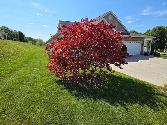 5th image of 11579 Meadowood Dr #6A