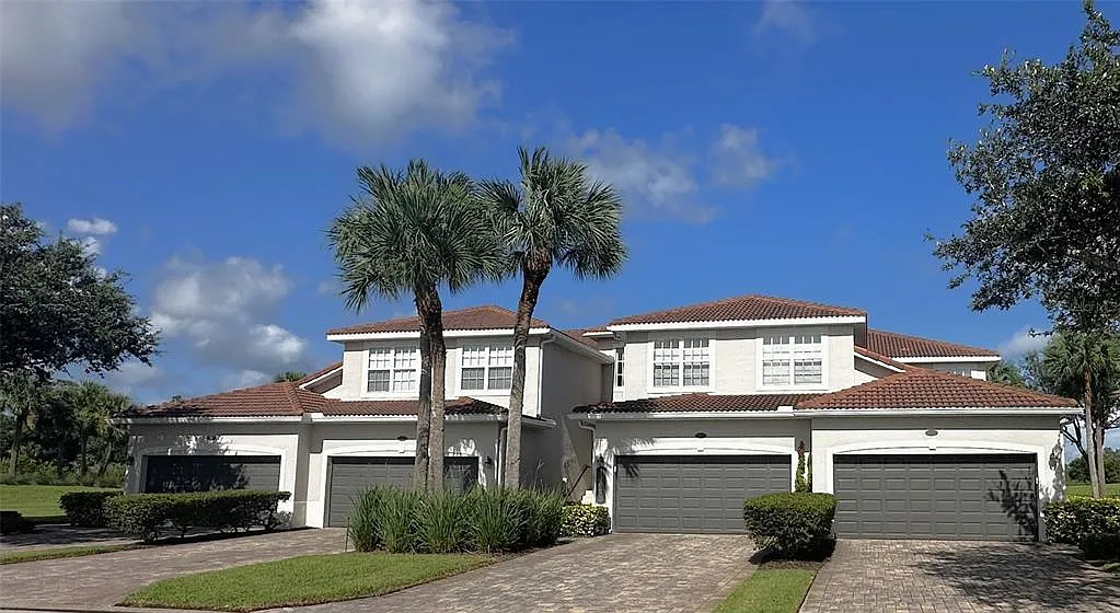 3 bed, 2.0 bath, 1741 sqft, $7,000 — Photo 1