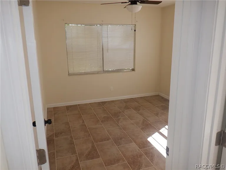 925 E Turner Camp Rd — Photo 18