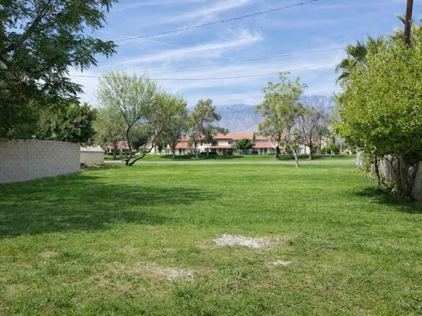 1995 Lawrence St, Palm Springs, CA 92264