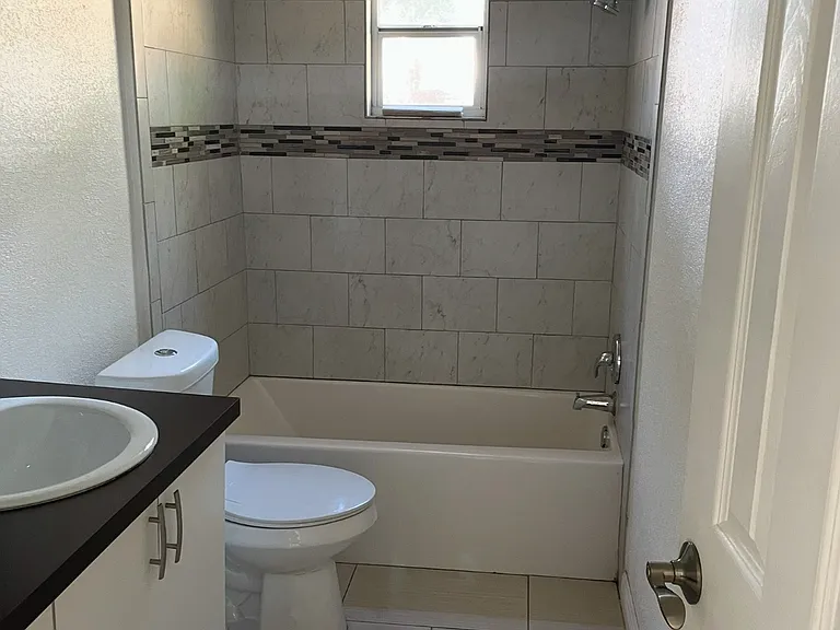 7057 County Line Rd — Photo 3