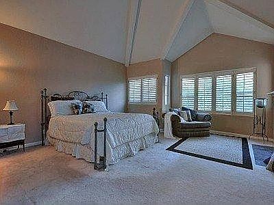 3rd image of 2120 Vizcaya Way