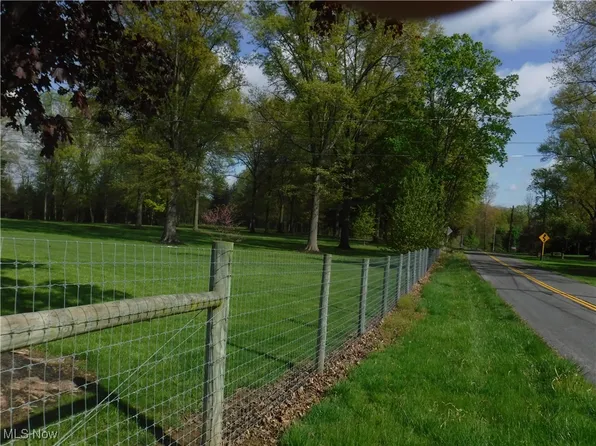 Tuckahoe Rd, Wooster, OH 44691