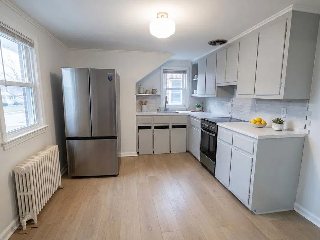 2 bed, 1.0 bath, 1200 sqft, $2,100 — Photo 3