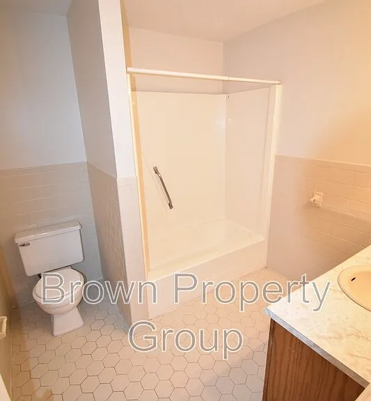 244 Wickford Ct #4 — Photo 9