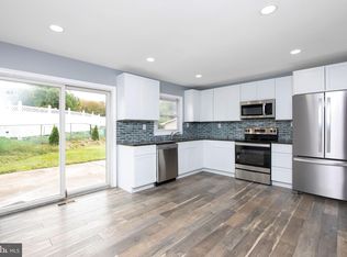 20 Tiffany Ln, Willingboro, NJ 08046
