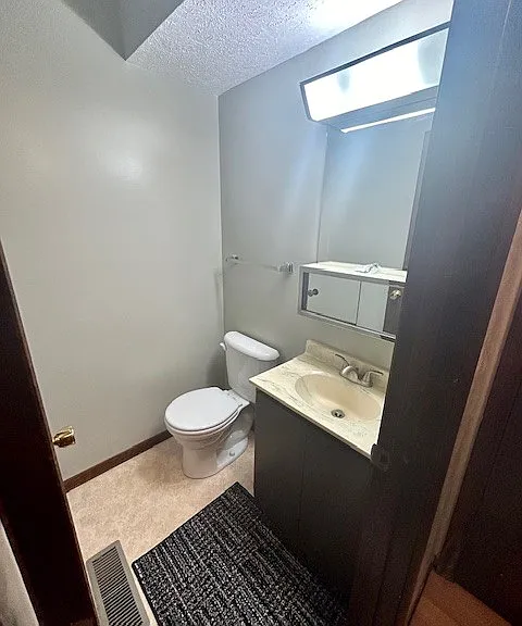 25588 Thelmadale Dr #25588 — Photo 12