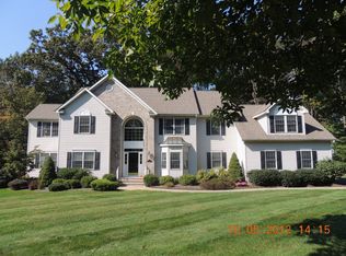 11 Diane Ct, Randolph, NJ 07869