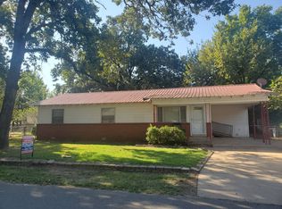 704 NE 6th St, Antlers, OK 74523