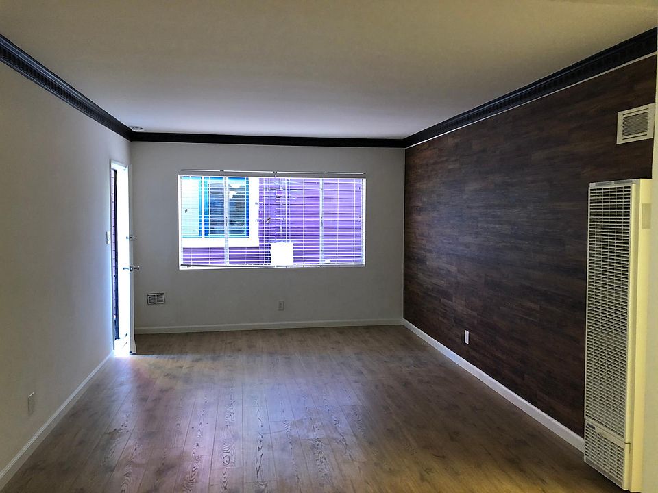 1st image of 18 Westminster Ave