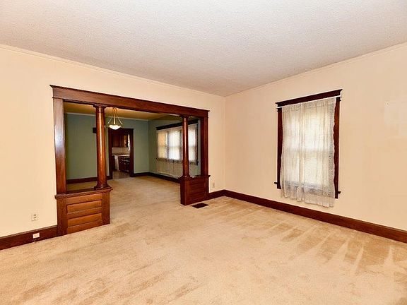 5th image of 2621 Allen Ave