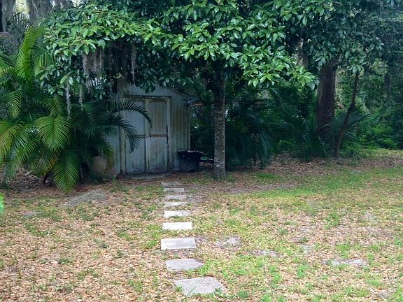 Walkway to shed