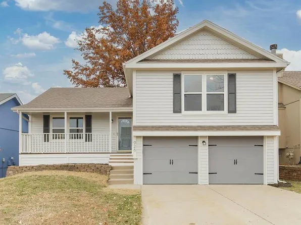 926 NW 63rd St, Kansas City, MO 64118