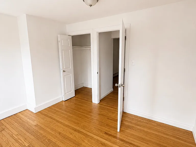 513 Stetson St #2 — Photo 5