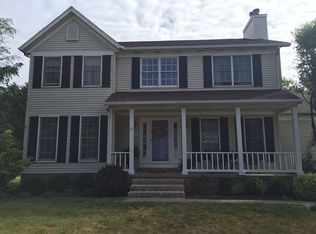 655 Stockbridge Dr, Erie, PA 16505