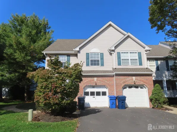 107 Amy Dr, North Brunswick, NJ 08902