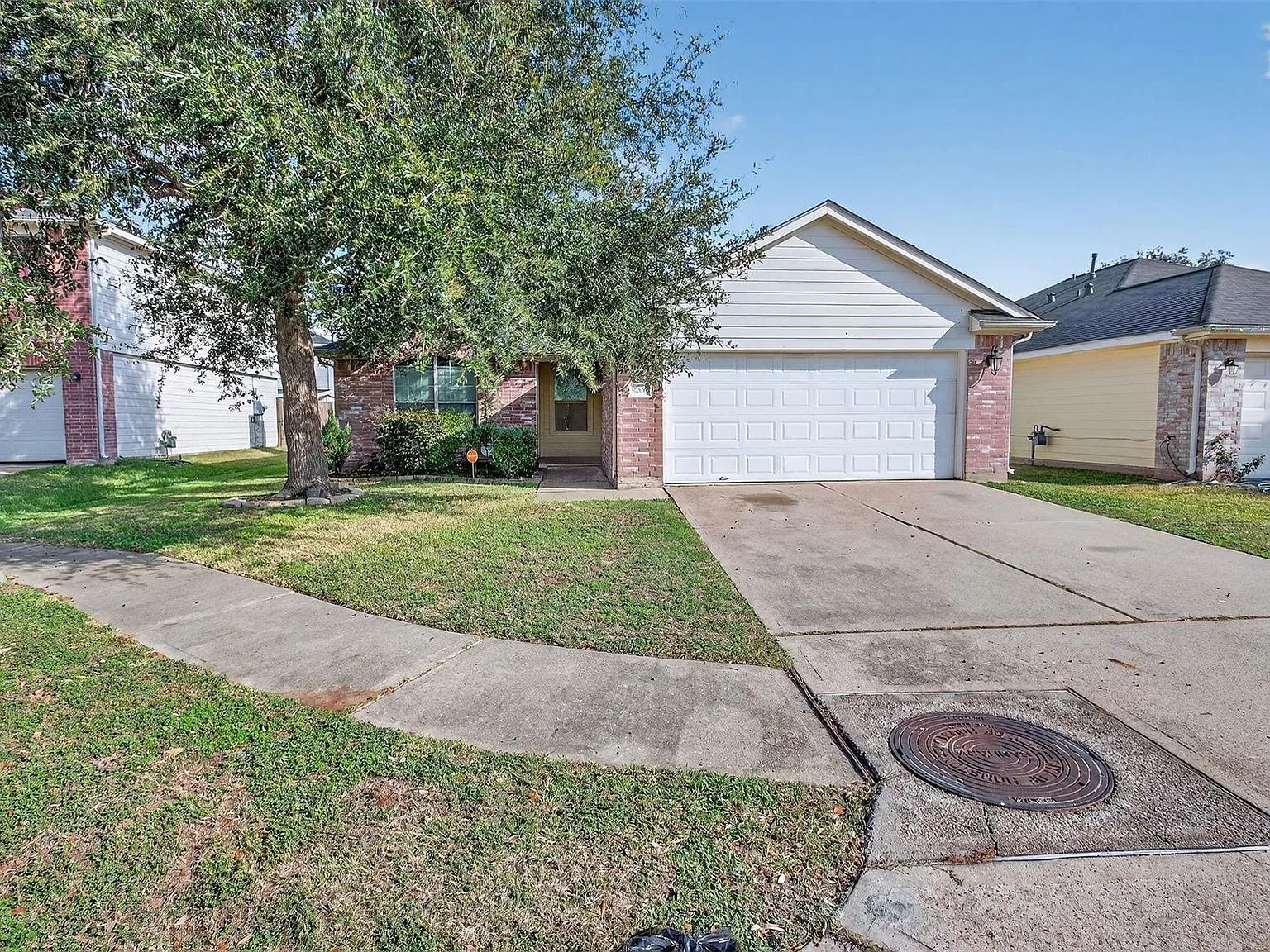 4 bed, 2.0 bath, 1698 sqft, $2,600 — Photo 4