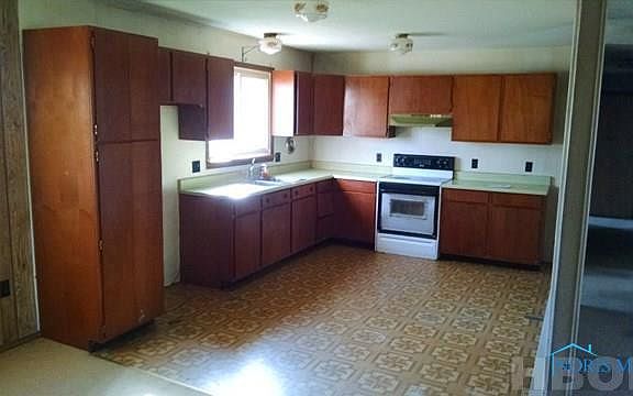 4th image of 8371 N Township Road 1166