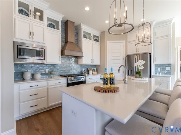 1049 Arbor Heights Ter, Midlothian, VA 23114