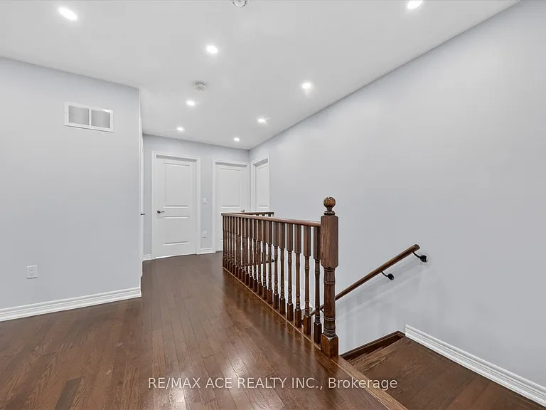 10 Gusul Ave — Photo 24