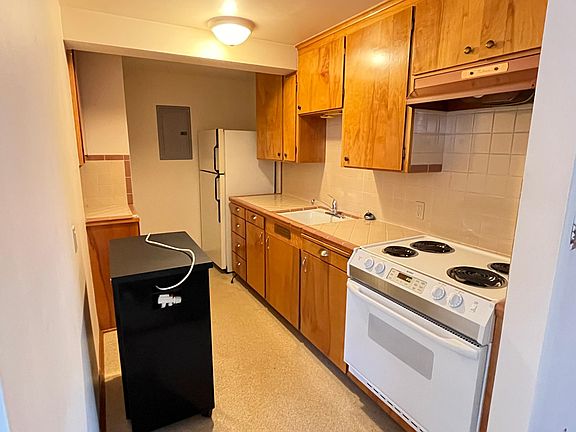3rd image of 6542 4th Ave NE #7