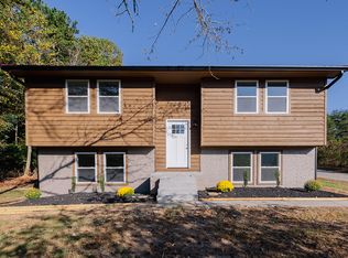 890 E Wolf Valley Rd, Heiskell, TN 37754