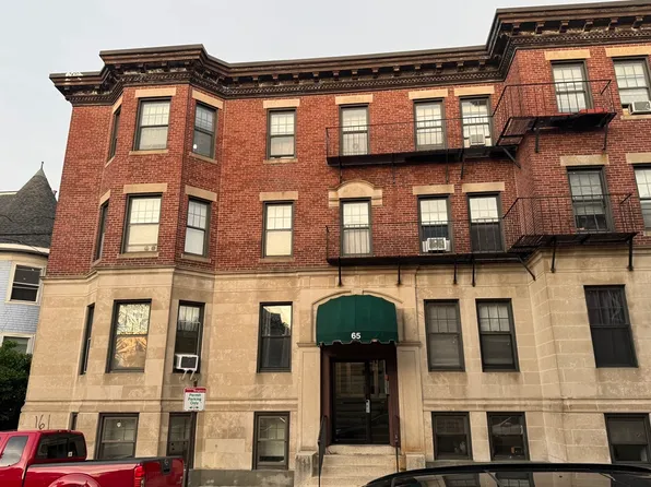 65 Chester St APT 9, Allston, MA 02134
