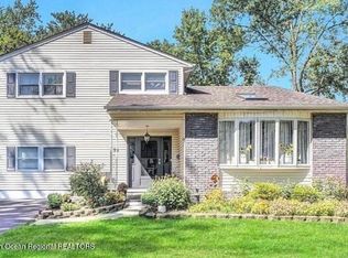 32 Eisele Ave, Ocean, NJ 07712