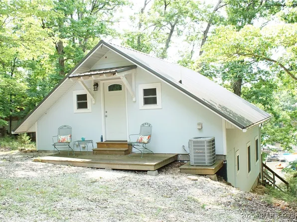 40 Vintage Hbr, Sunrise Beach, MO 65079