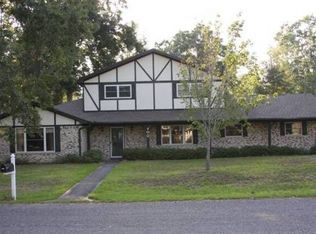 400 Neches Ct, Lumberton, TX 77657