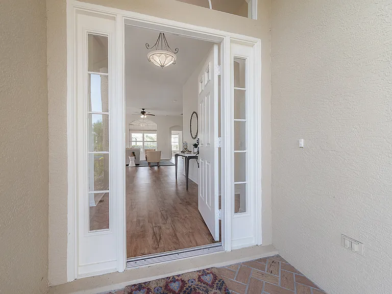 1639 Arbor Knoll Loop — Photo 7