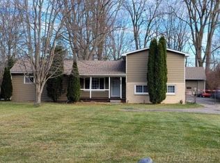 7837 Mida Dr, Van Buren Township, MI 48111