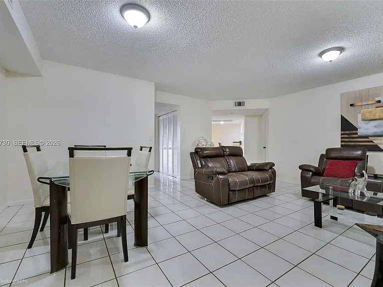 2622 SE 19th Ct #207-B — Photo 19
