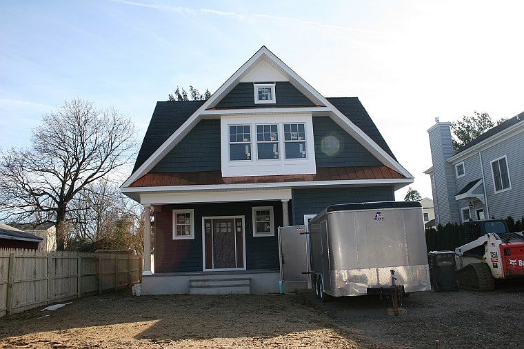 2nd image of 102 Jackson St